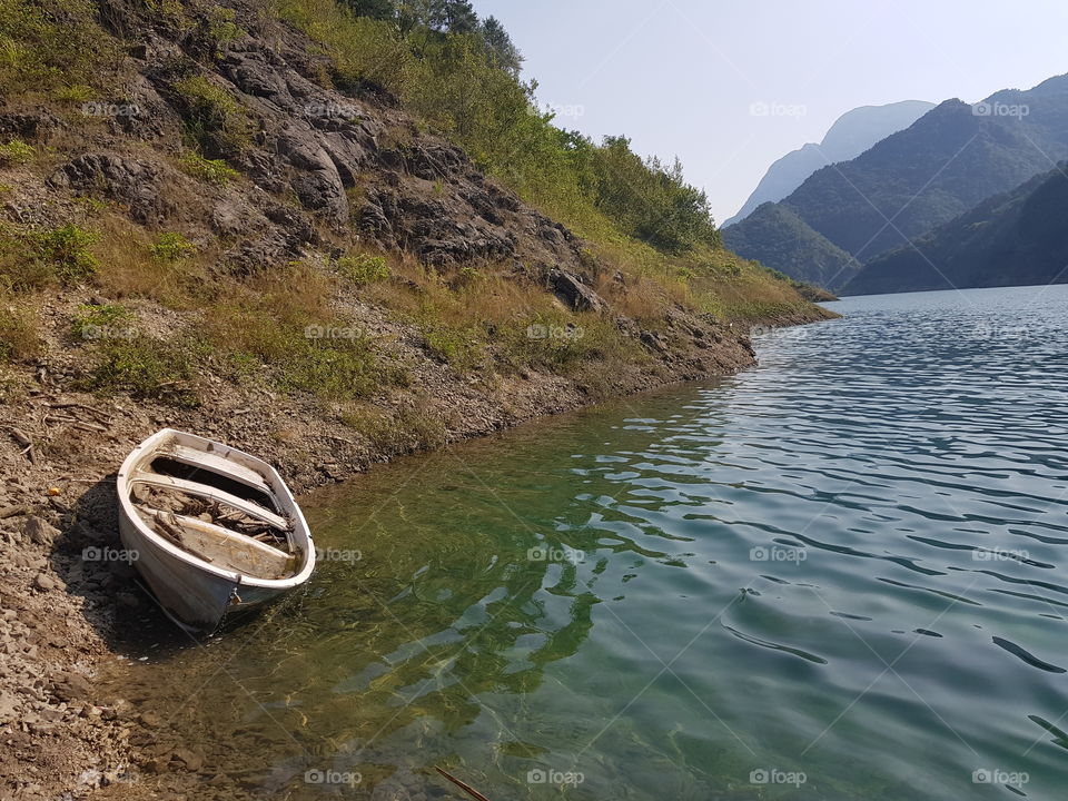 Einsames Boot am Lago di Valvestino