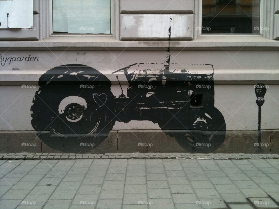 norway white wall black by zebra