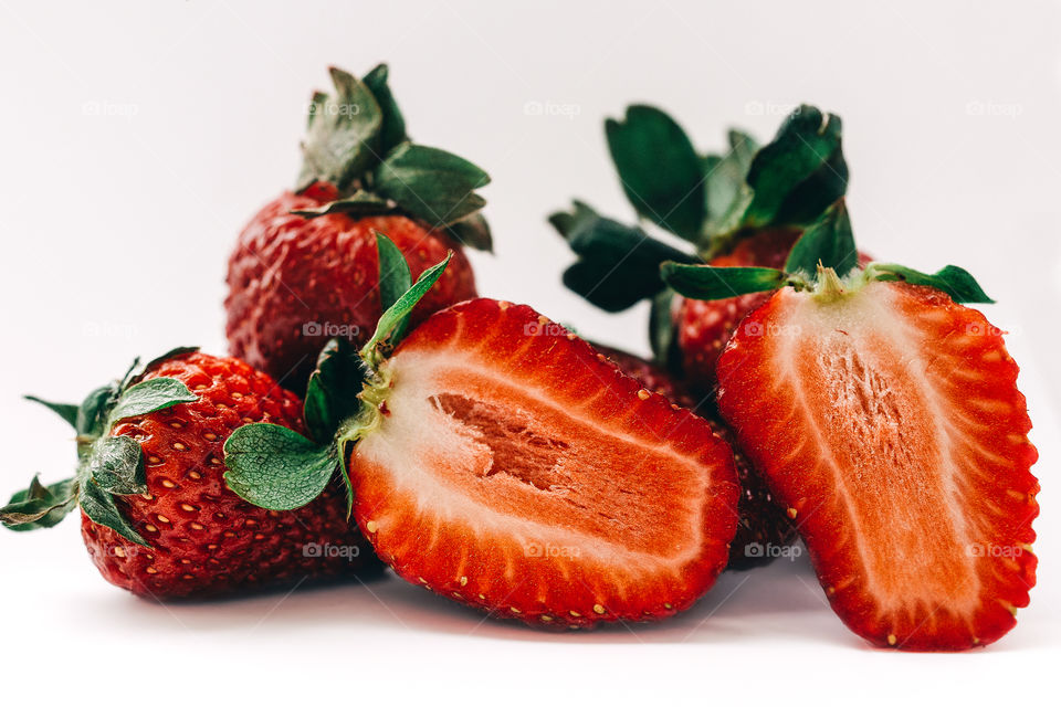 Summer. Signs. Fruits. Berries. Strawberry.