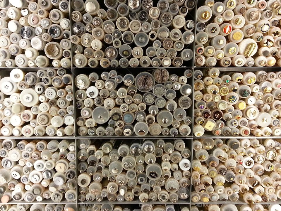 Arts & crafts supply
