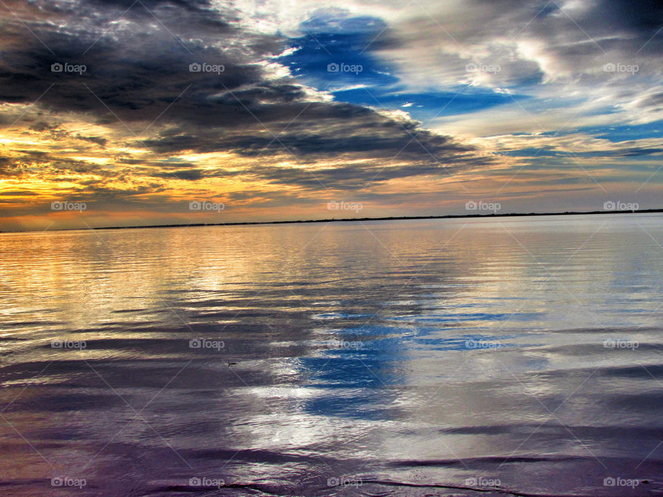 Idyllic view of sea during sunset