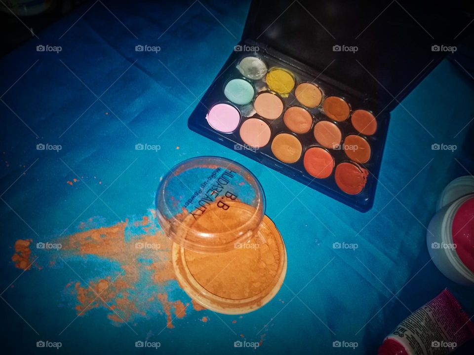 contour ❤️ powder face 👀 night , make up products 💥❤️