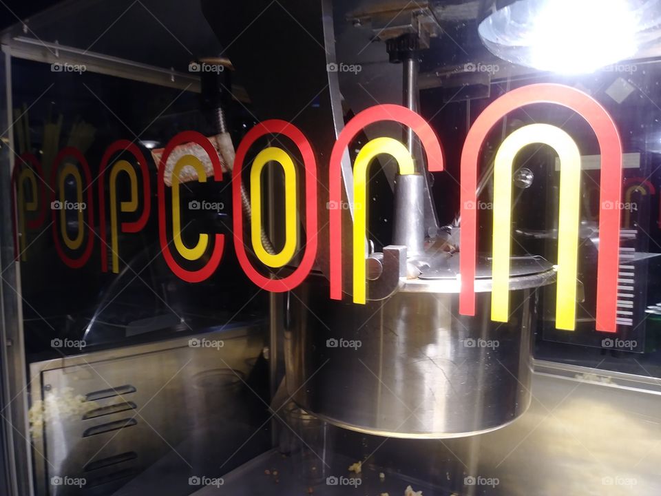 Popcorn machine