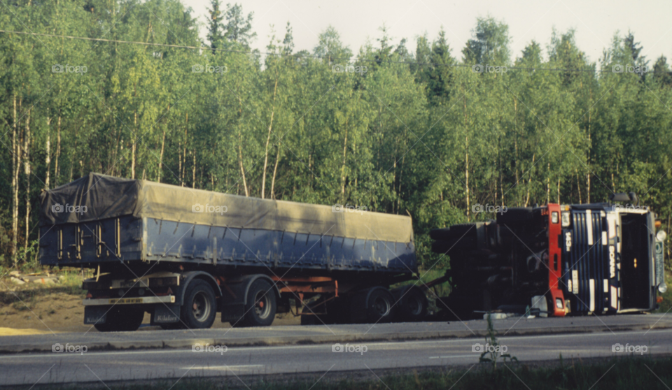 accident truck lorry eighties by MagnusPm