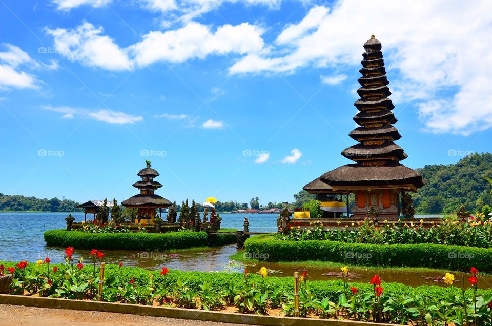 Ulun Danu Temple Bali, lake Beratan