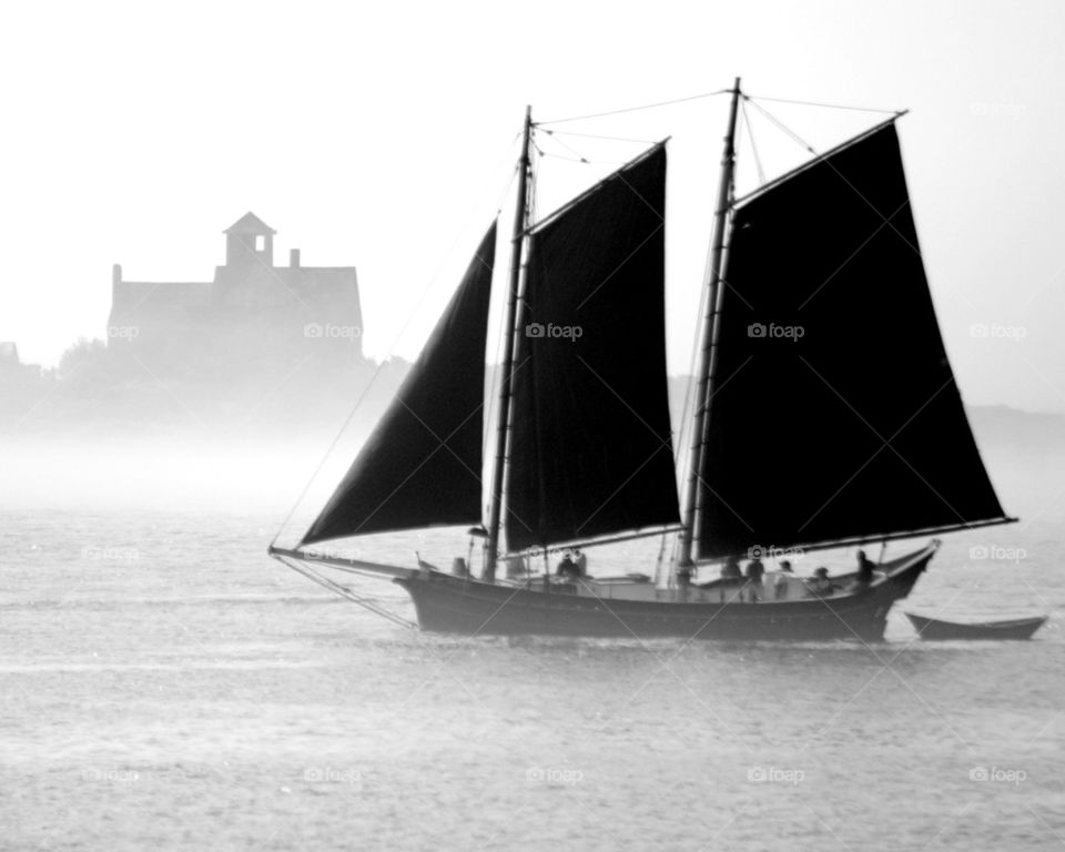 Schooner in the fog 