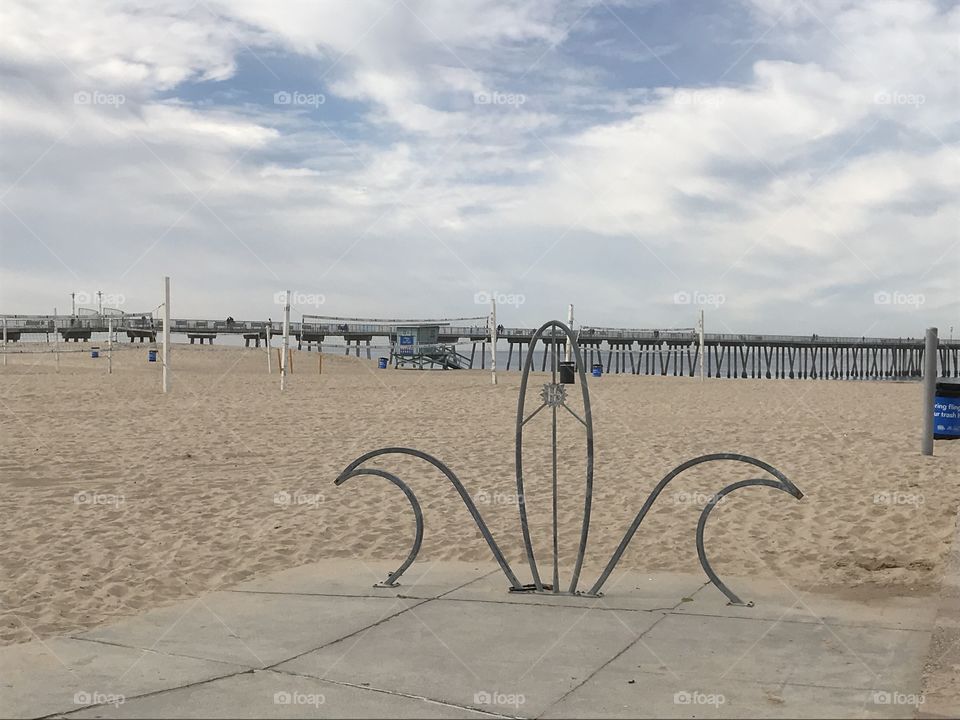 Manhattan beach wave structure 