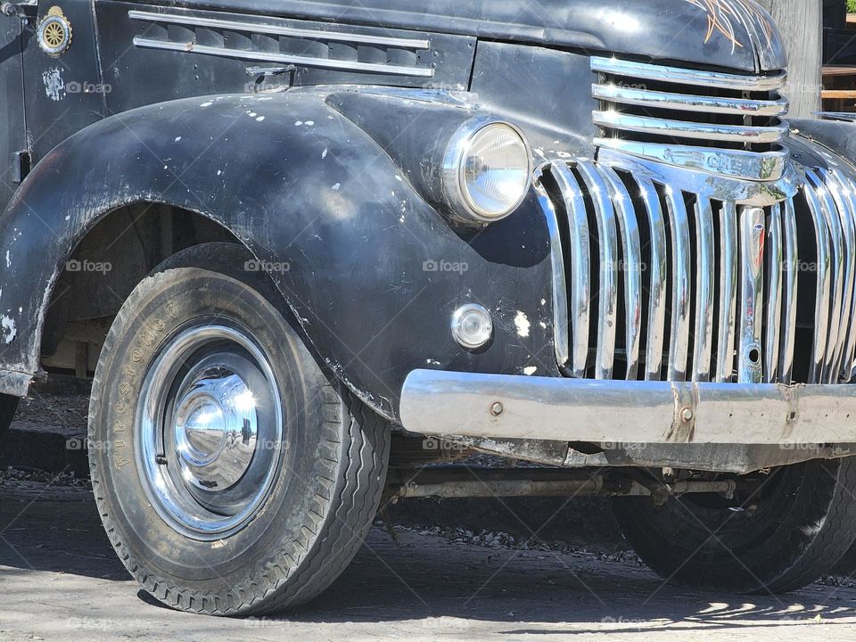 Old chevy: front of an antique Chevrolet