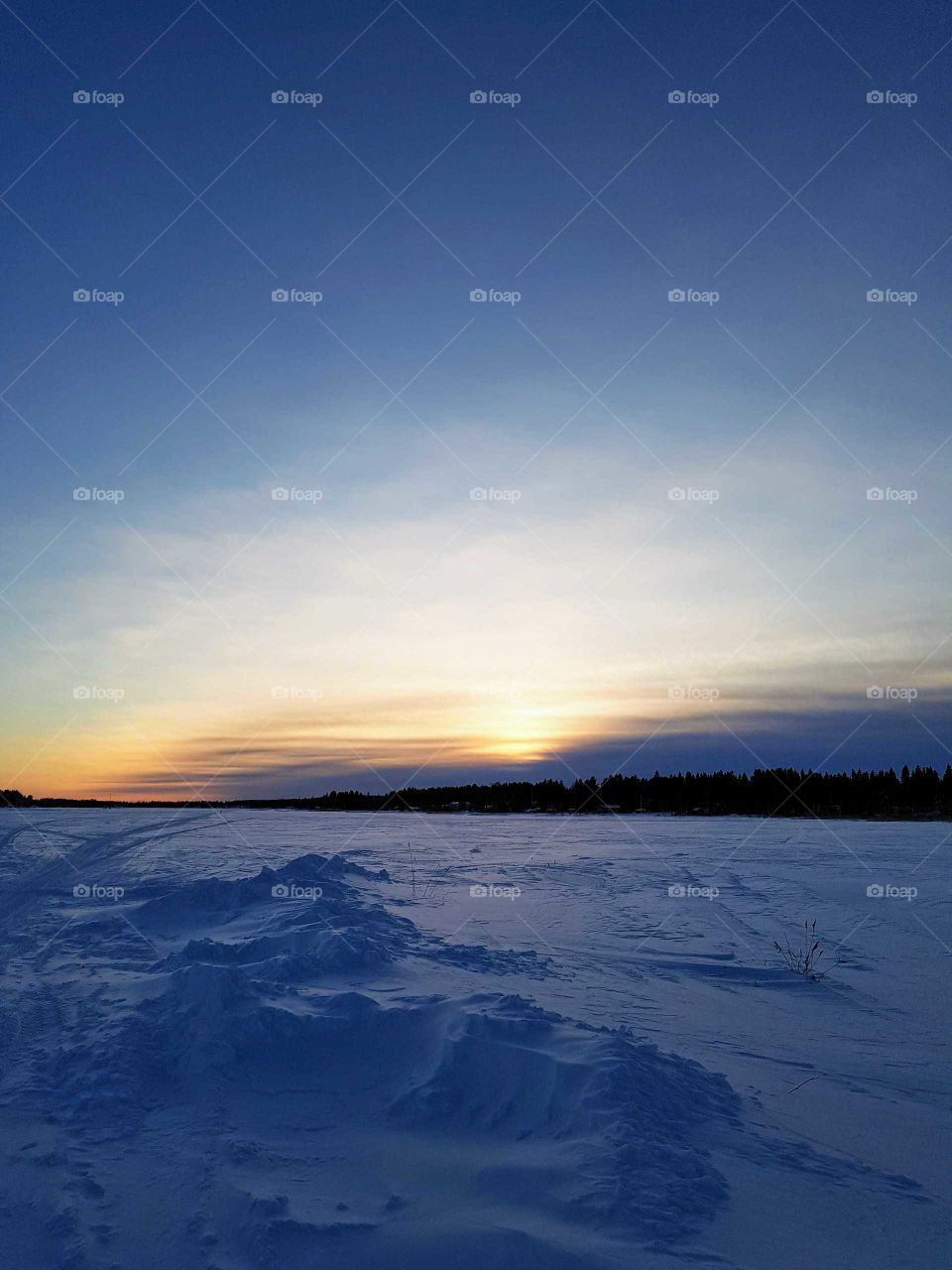 out on the ice.....Kallax harbour