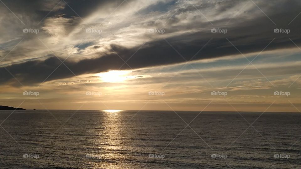 atardecer desde la costa