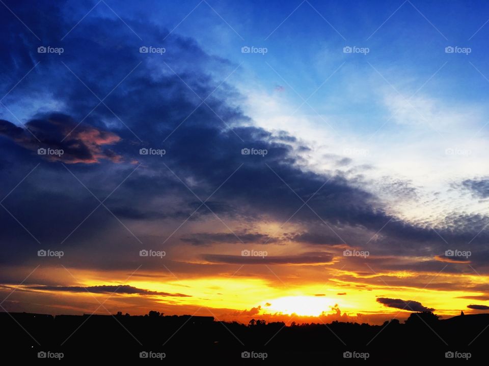 #Sábado, 06h30 no Bairro Medeiros, em #Jundiaí / SP.
🌅
#sol #sun #sky #céu #photo #nature #morning #alvorada #natureza #horizonte #fotografia #pictureoftheday #paisagem #inspiração #amanhecer #mobgraphy #mobgrafia #AmoJundiaí