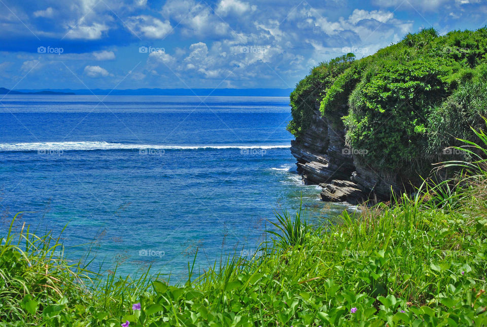 caramoan beach and cliff