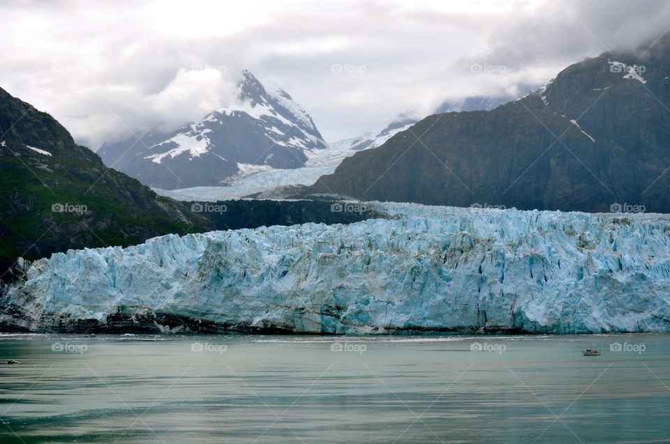 Scenic view of a iceberg