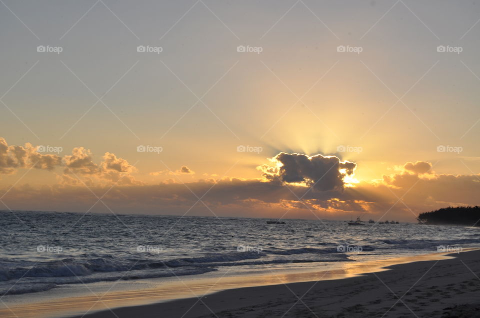 Sunrise time at the beach 