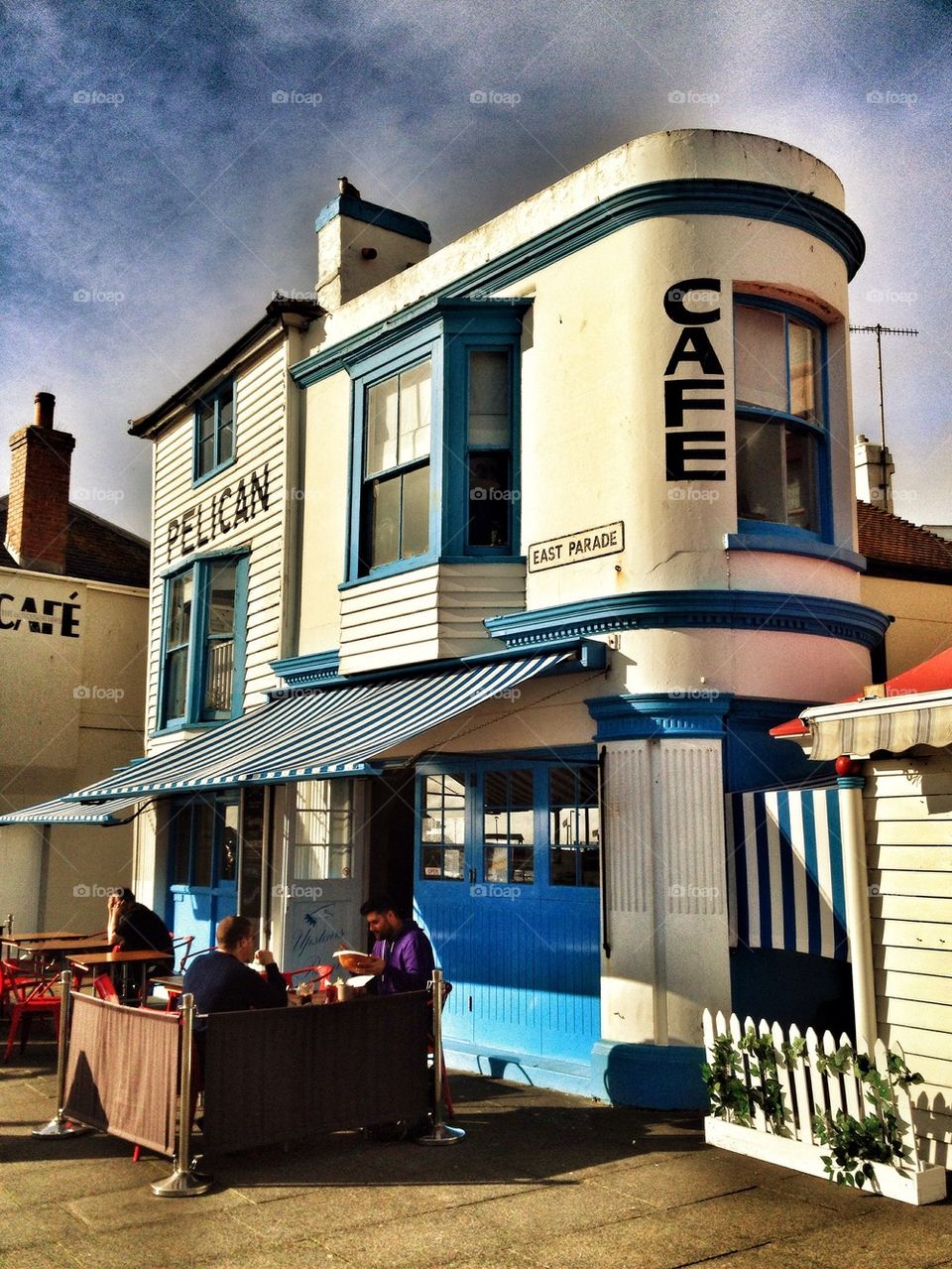 Seafront cafe