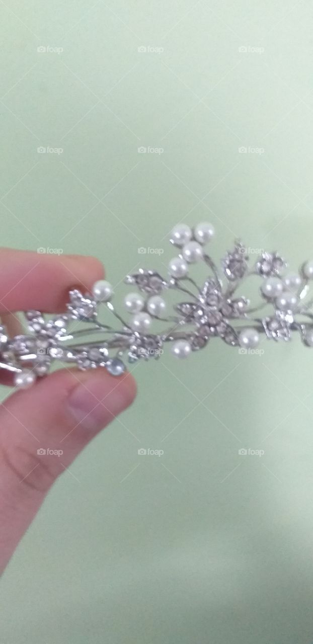 tiara with mini pearls and rhinestones