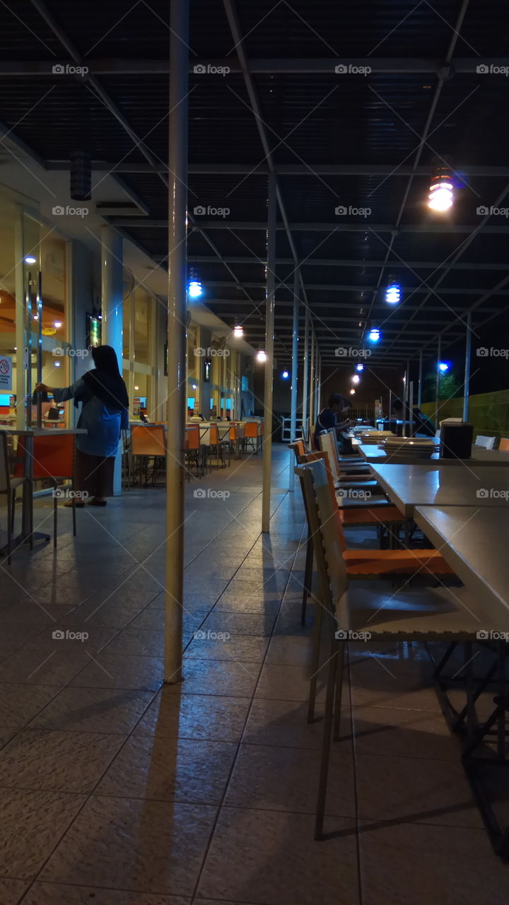 "D'COST United" time to eat