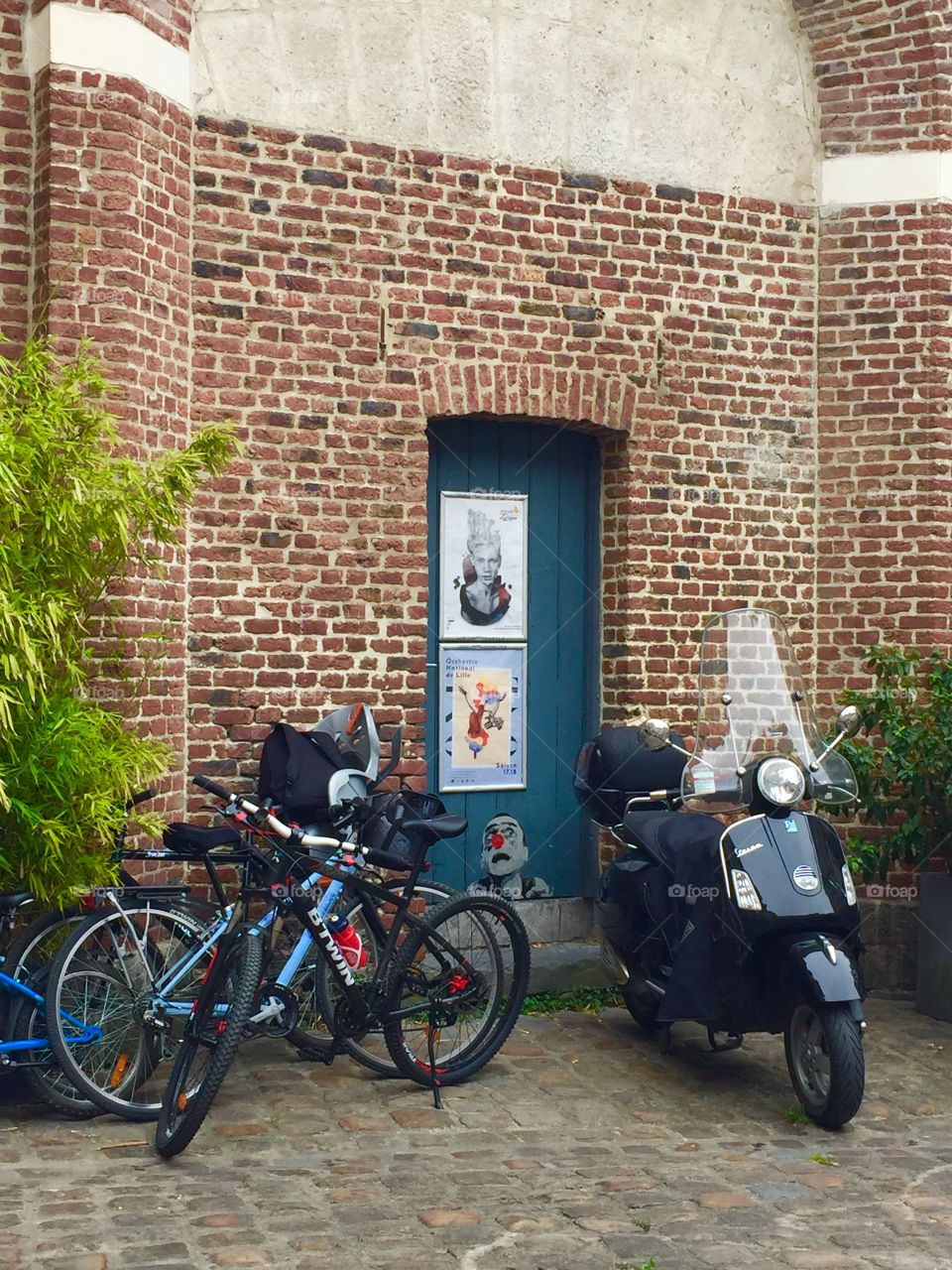 Door and bikes
