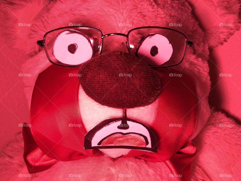 Fear expression on teddy bear emoji eyes wide opened pin irises scared mouth symbolized by red panic light - No Teddys were harmed in this process, he is still very happy