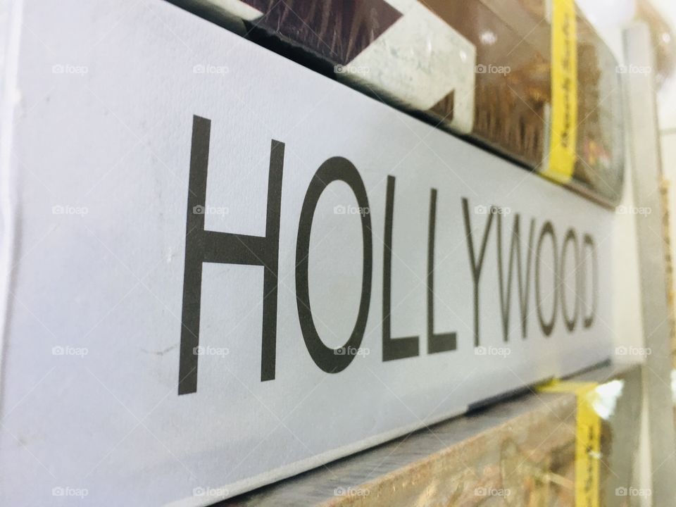 Hollywood 