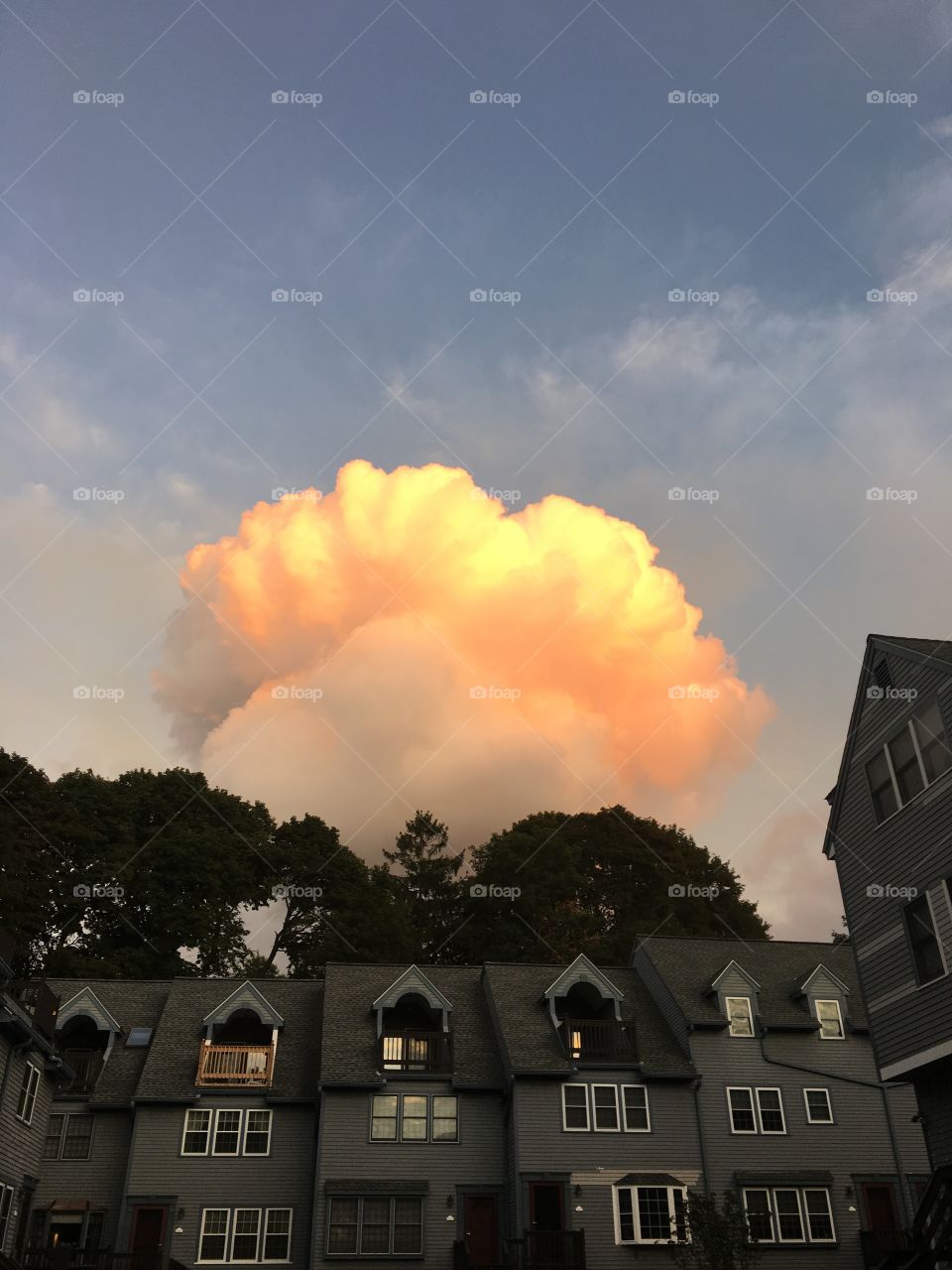 mushroom cloud