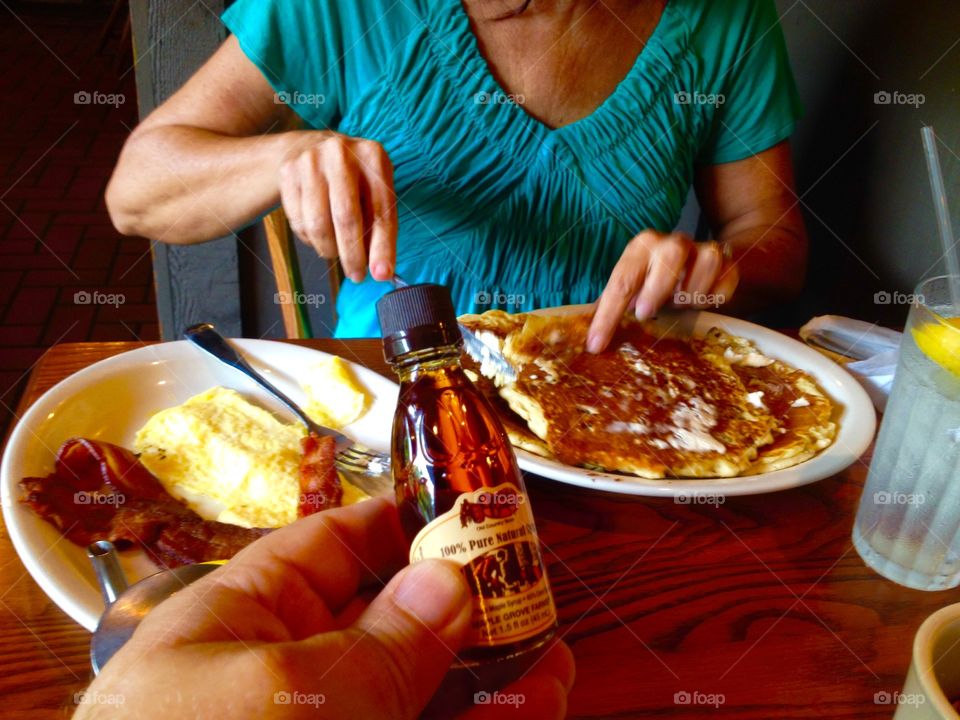 Cracker Barrel breakfast
