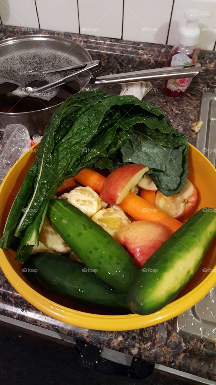 bowl of appetizing fresh vegetables