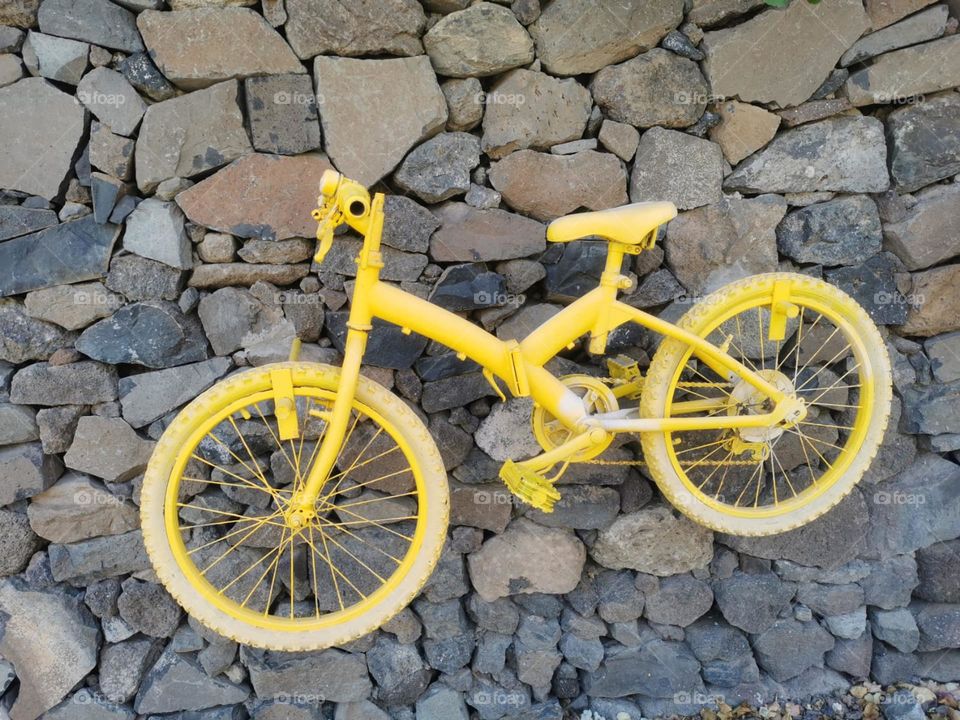 bicicleta curiosa la encontré en mis caminatas sencilla pero diferente