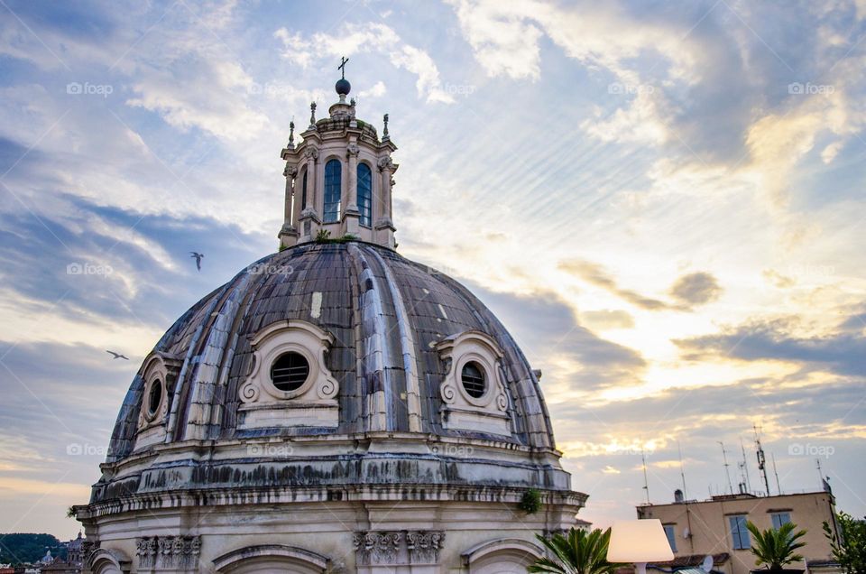 Rome 2022. A beautiful sunset after a lovely meal with friends on the terrace.