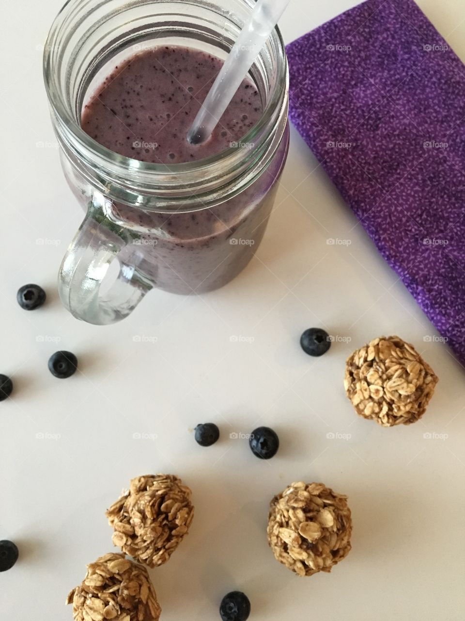 Blueberry banana smoothie