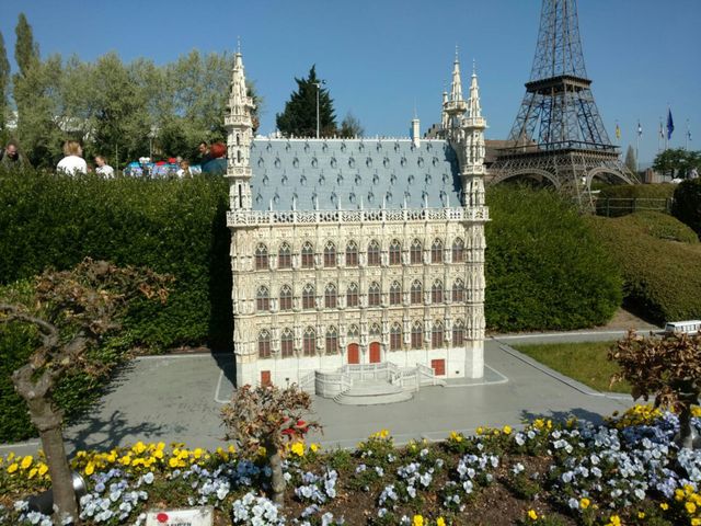 miniature