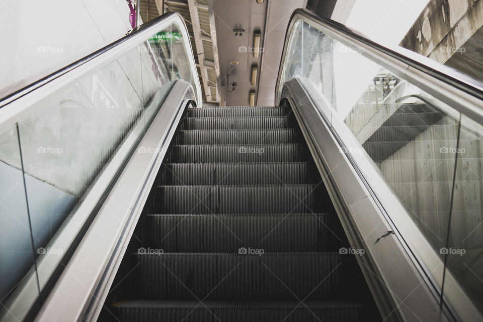 Escalator to sky train