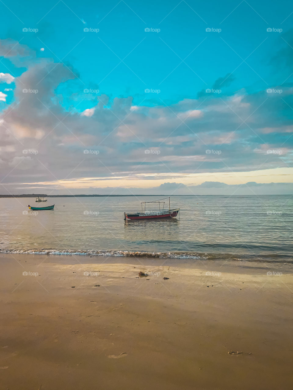 the tranquility the ocean