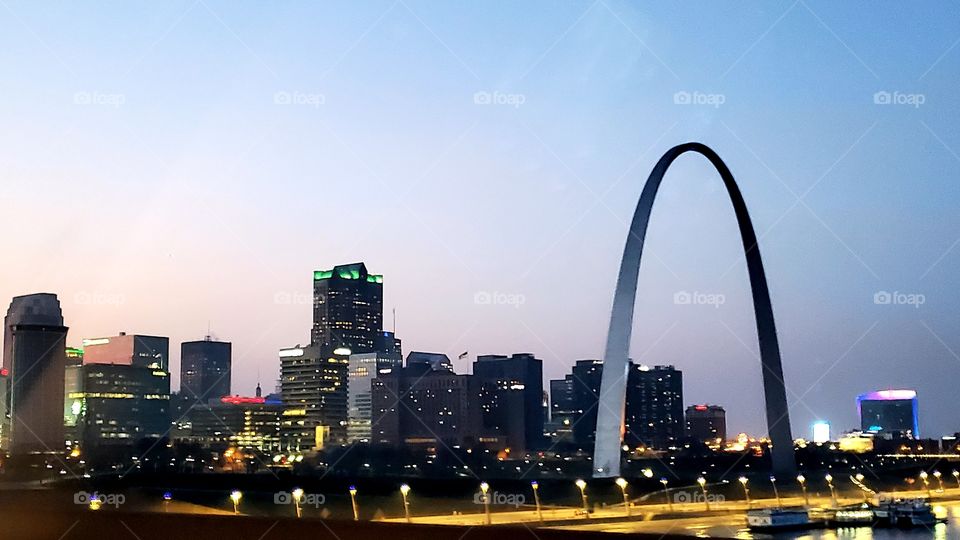 St. Louis arch is a beautiful icon
