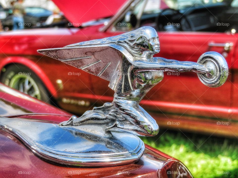 Stowe car show hood ornament 