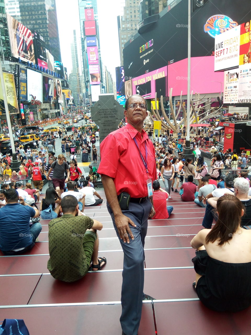 posing Times Square tourist