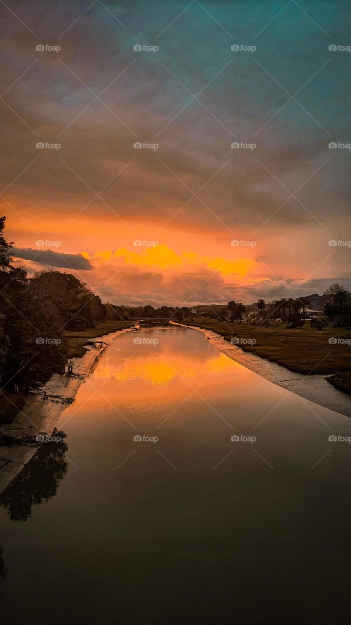 stunning sunrises and sunsets,natural beauty and landscapes Newzealand