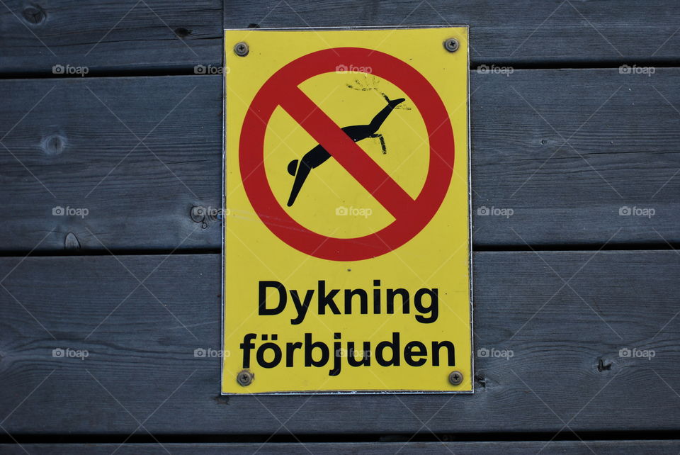 no diving