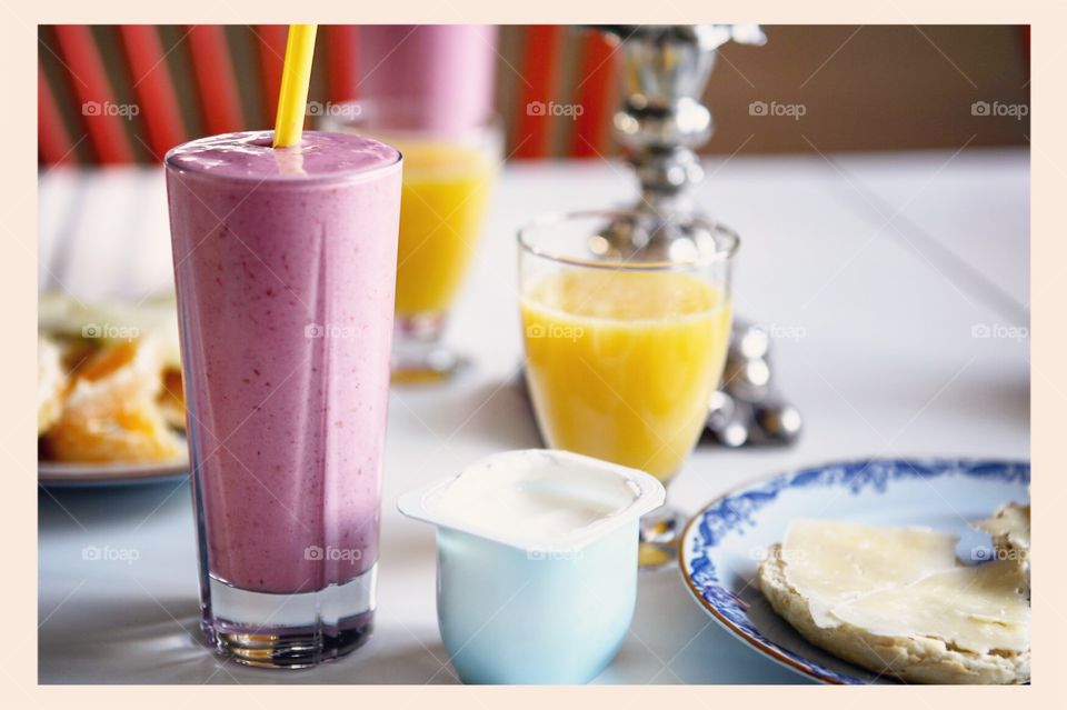 Breakfast or brunch at home