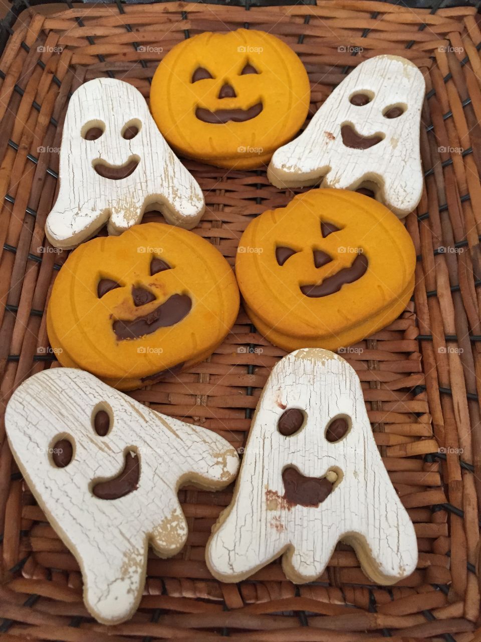 Halloween biscuits