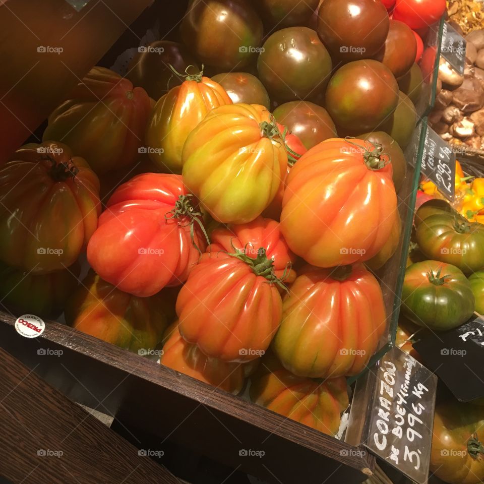 Tomatoes in Madrid 