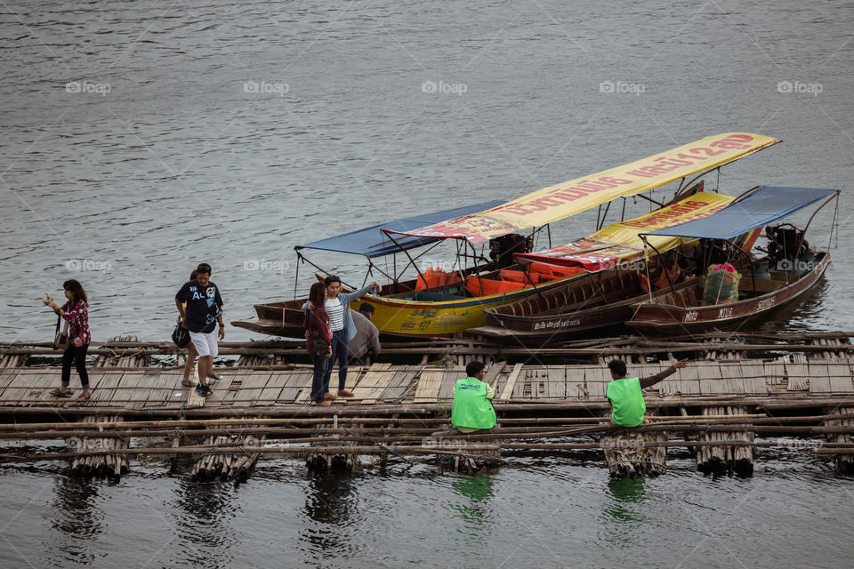 Tour boat 