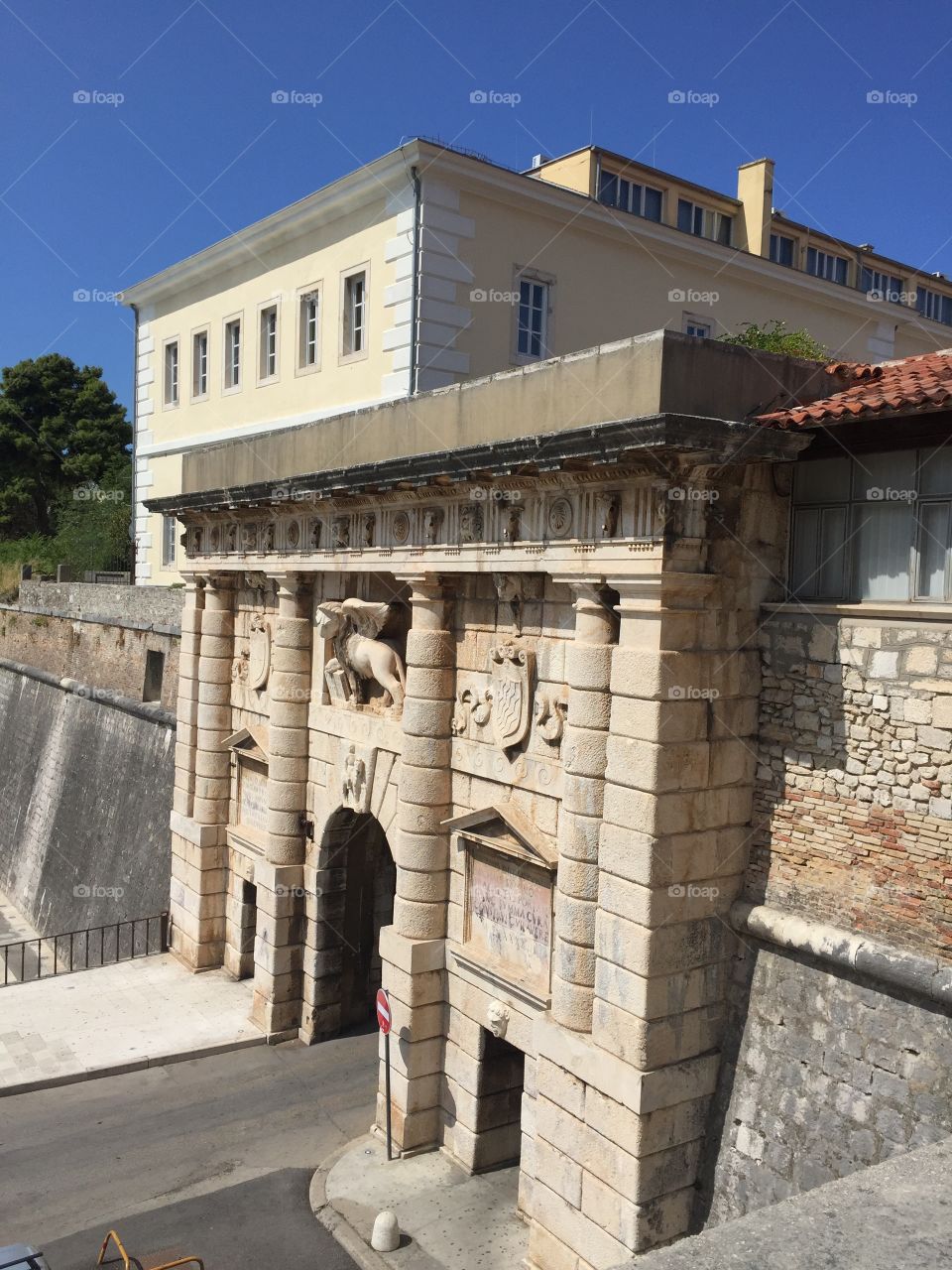 Kopnena vrata (Land gate) in Zadar