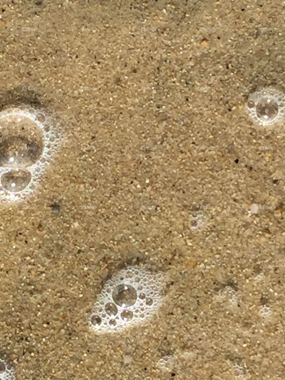 Bubbles in the sand