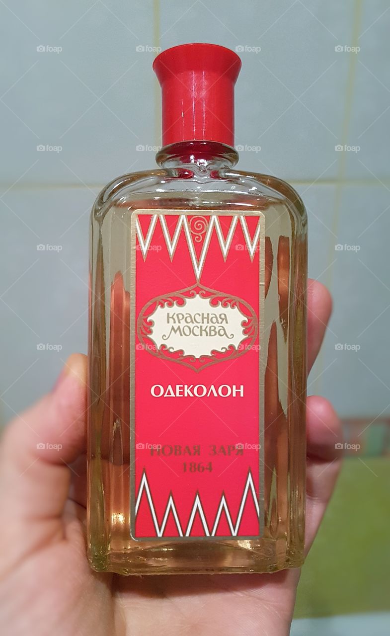 раритетный одеколон Красная Москва, духи, СССР, прошлое