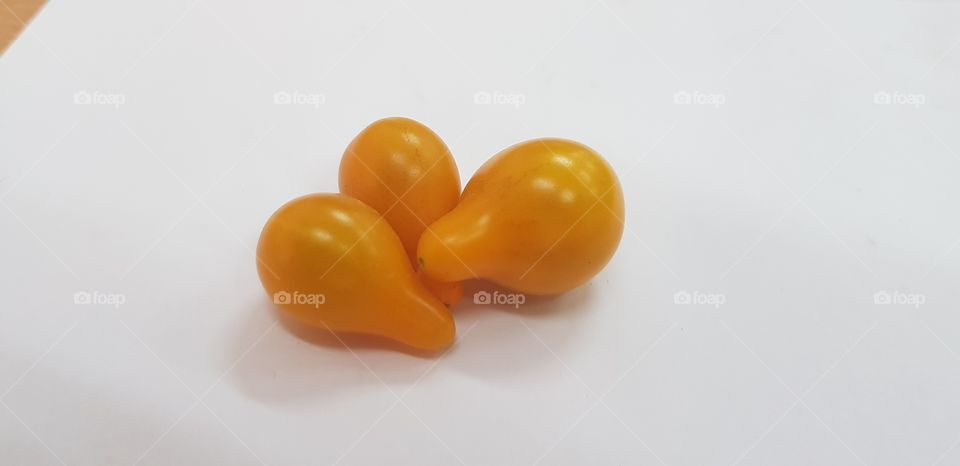 Orange Pear Tomatos