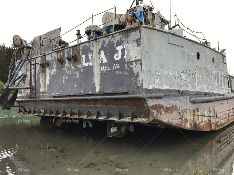 Abandoned boat 