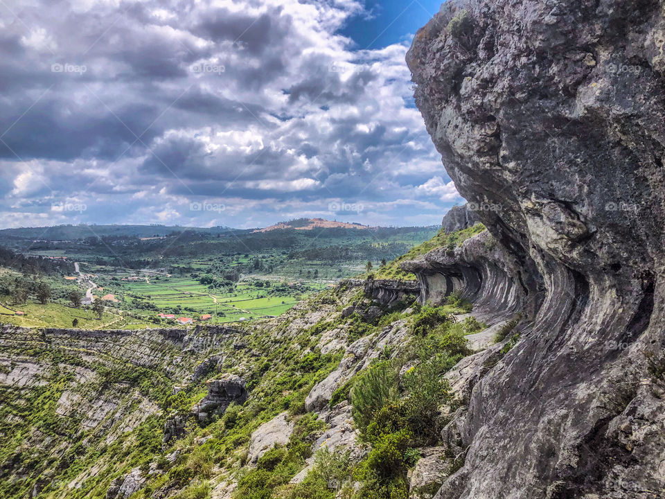 Curved rock face - Fórnea, Porto de Mòs, Portugal - May 2020