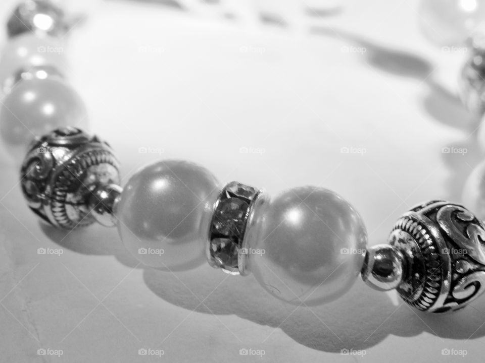 Pearl bracelet 