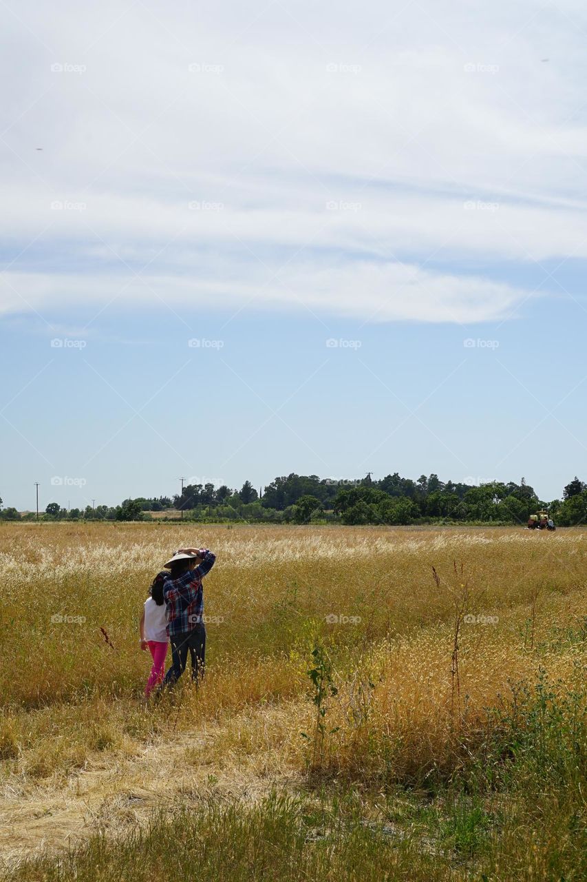 Hang around in the countryside with family 